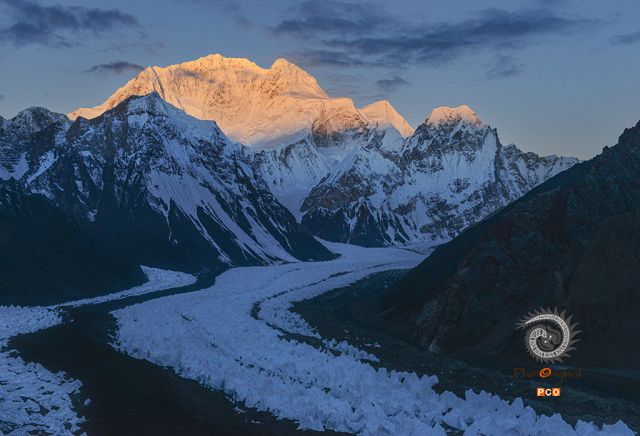 布洛阿特峰