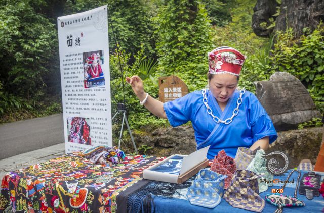 苗绣进景区 文旅共发展