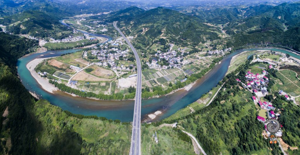 锦江两岸