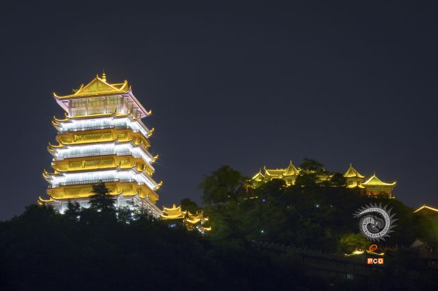 清镇巣凤寺