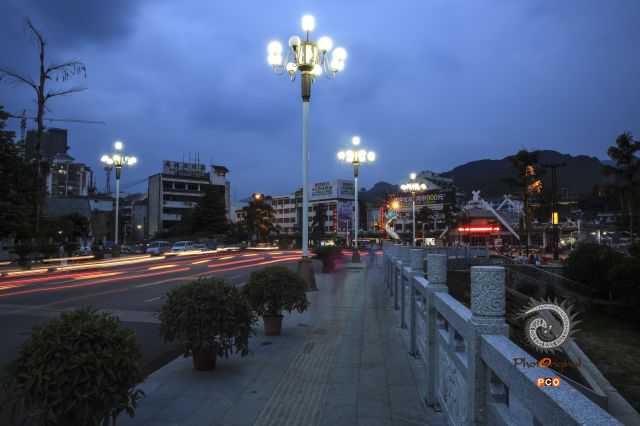 《荔波夜色》