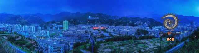 《华灯初上剑河城》