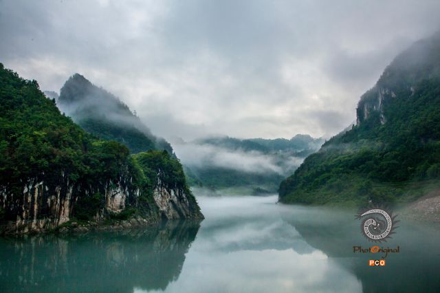 《乌江晨韵》