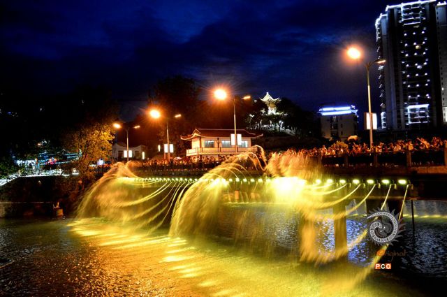 湄江夜景