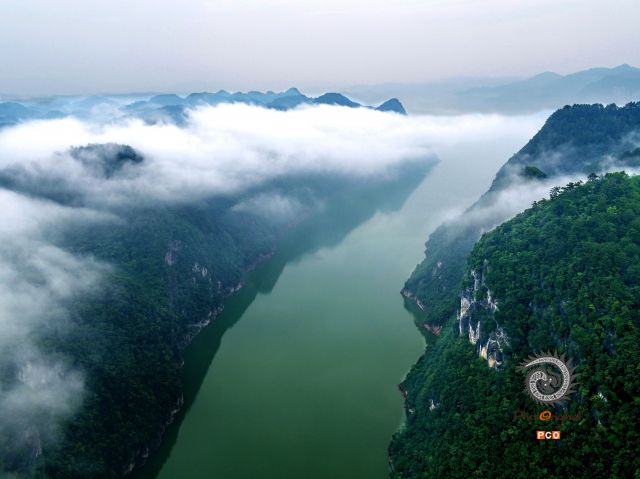 《红军乌江渡江界河》