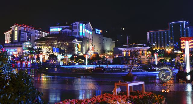 纪念广场夜景