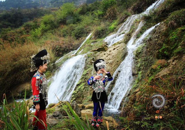 《松桃响水洞》