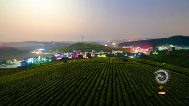 苗王城夜景