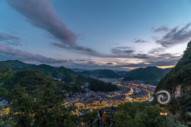 镇远古城夜景