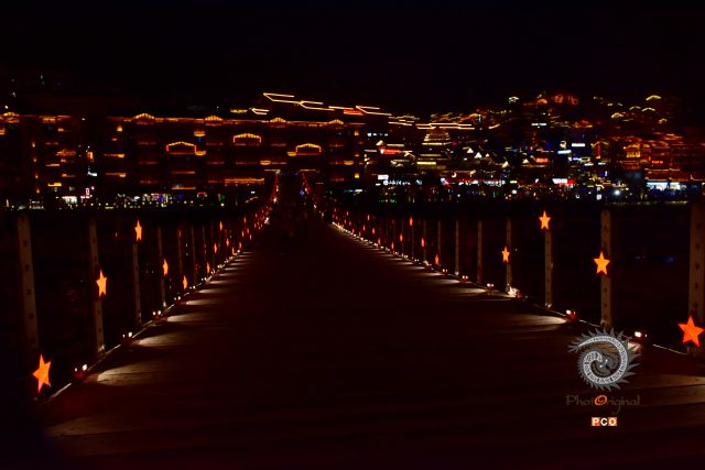 夜色阑珊——茅台镇