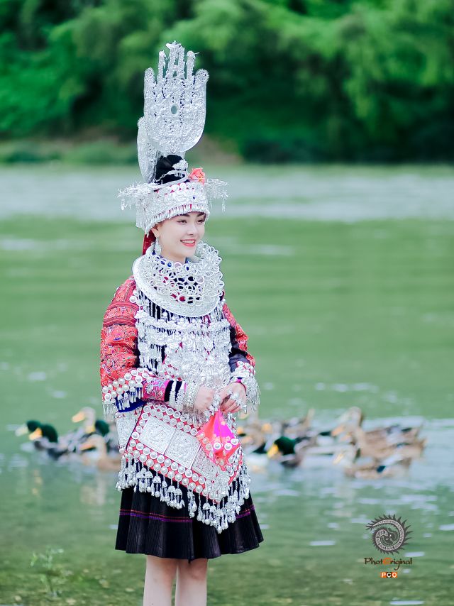 多彩贵州·第十四届中国原生态国际摄影大展 · 冷雨飘扬 的图集