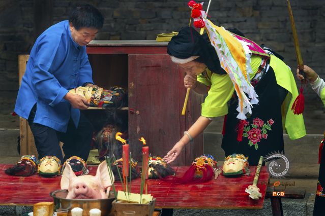 多彩贵州·第十四届中国原生态国际摄影大展 · 冯成发 的图集