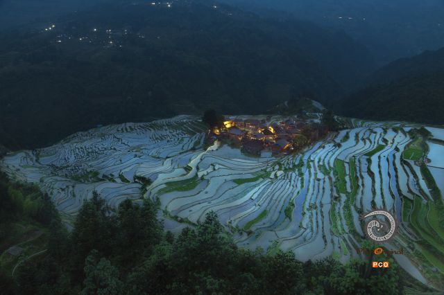 宁静的梯田