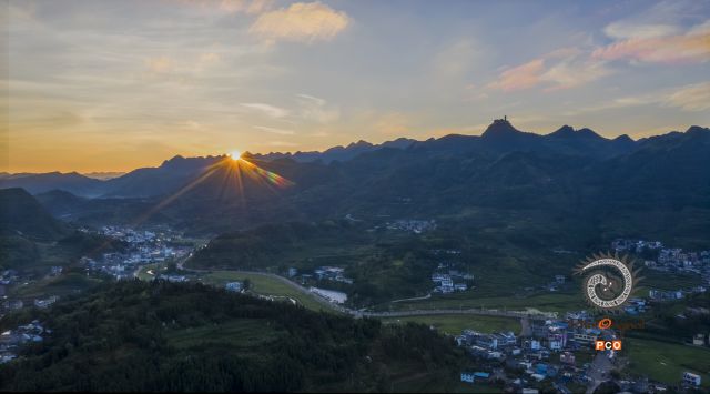 青山绿水我家乡