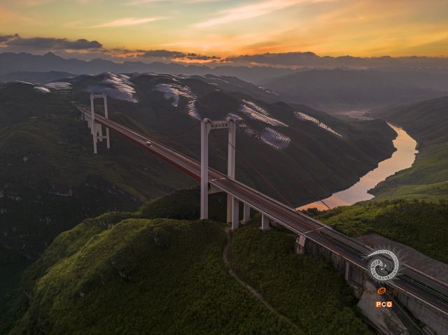 沪昆高速北盘江大桥
