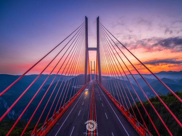 息烽至黔西高速公路六广河大桥