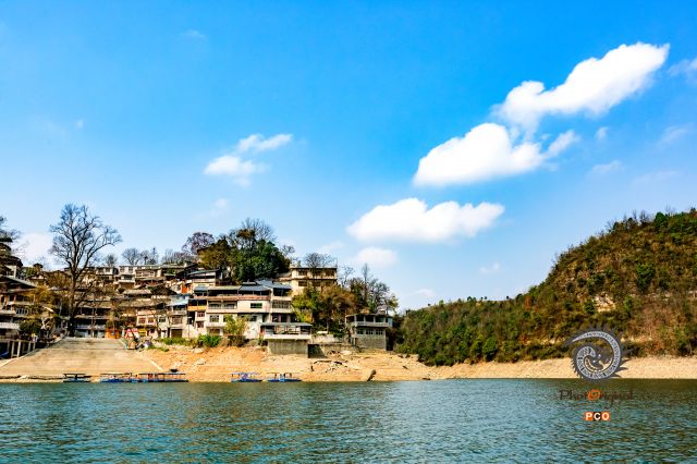 花溪镇山村