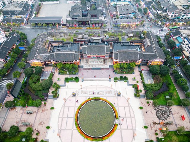 遵义纪念广场全景