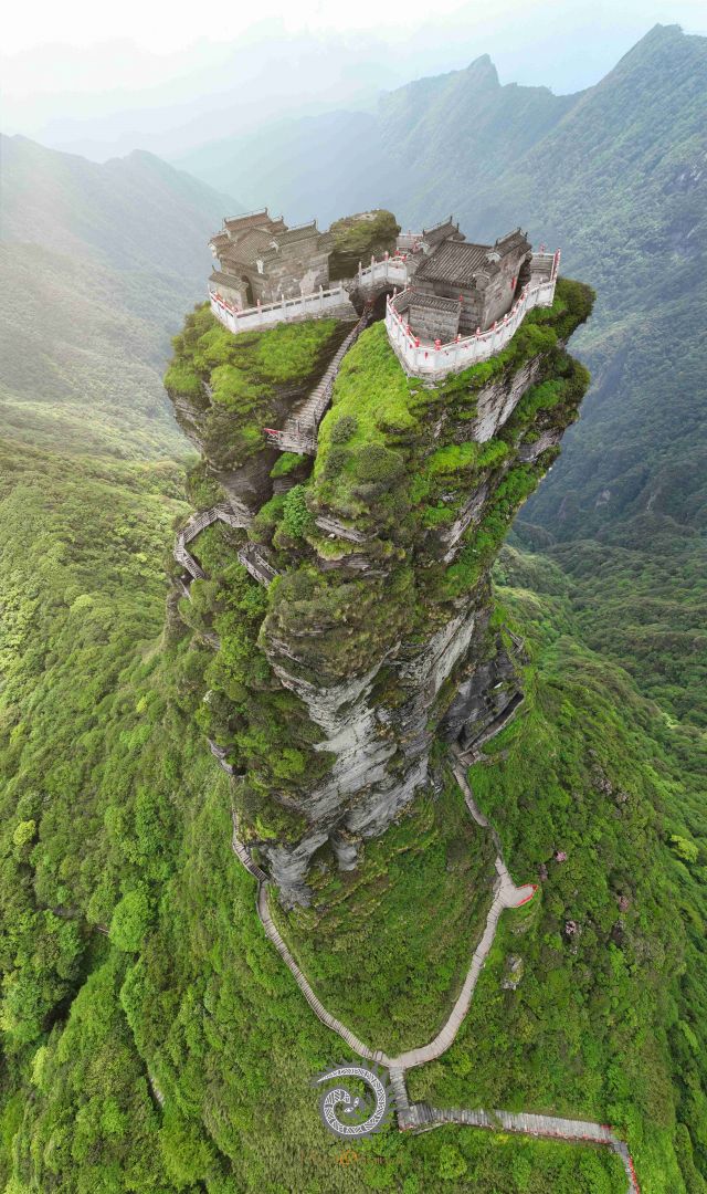 梵净山