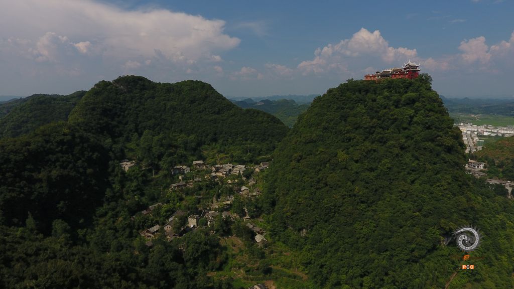 本寨云山屯