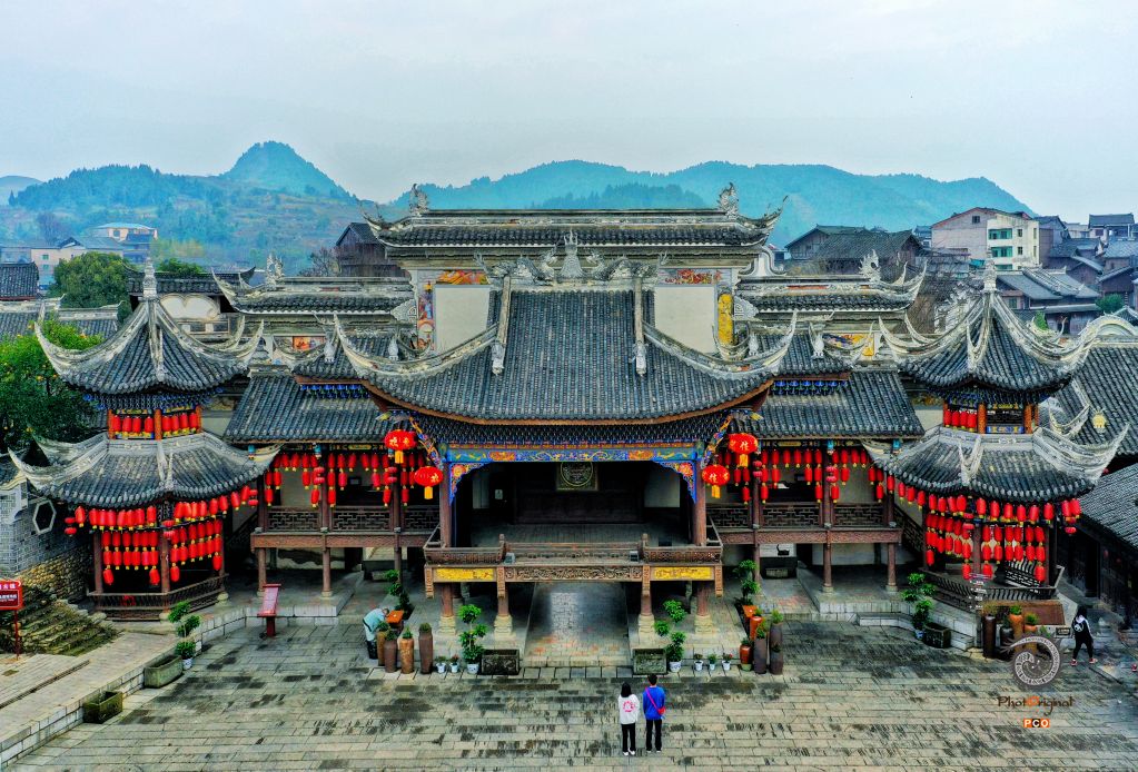 下司古镇古戏台