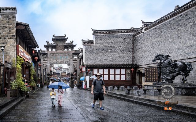 中南门街景