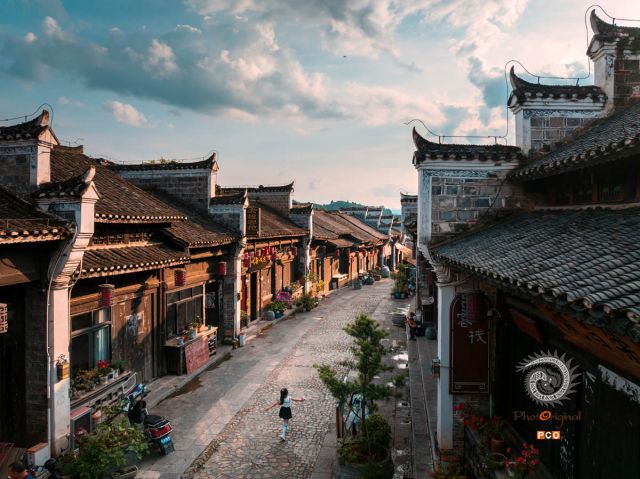 《旧州古镇》