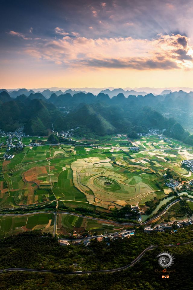 《万峰林景区》
