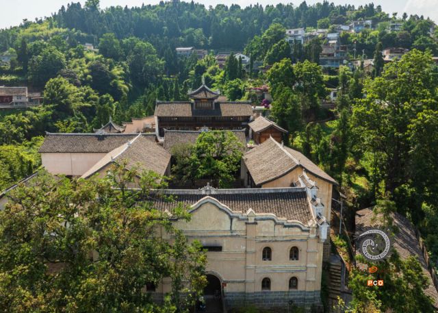 《凤山书院》