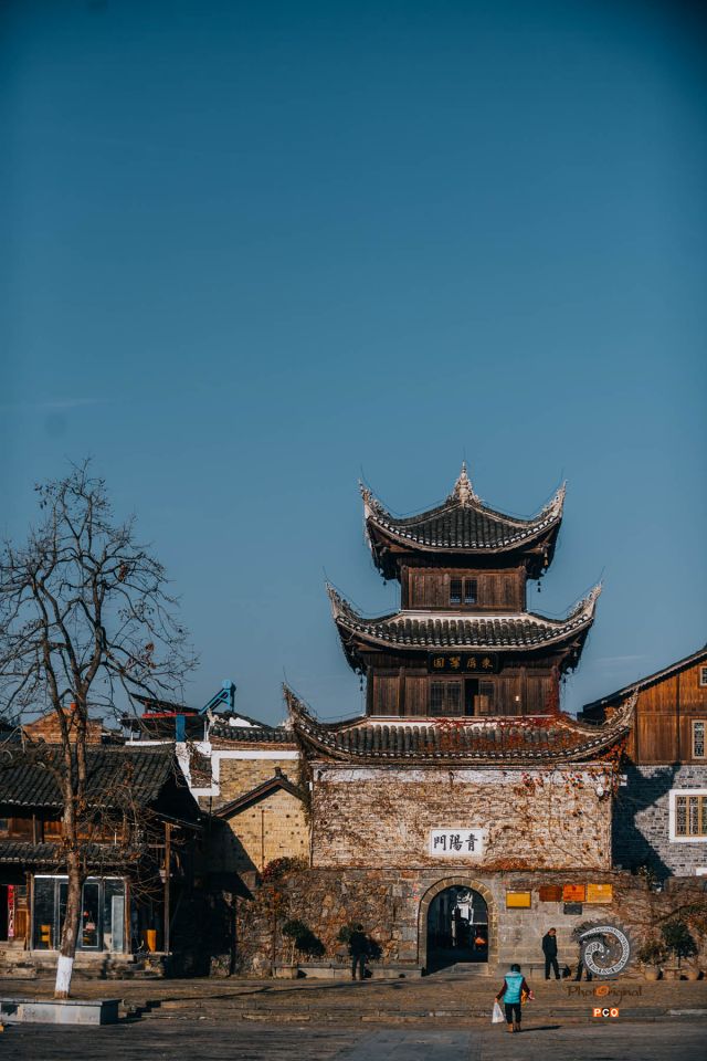 《青阳门》
