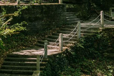 《天台山伍龙寺》