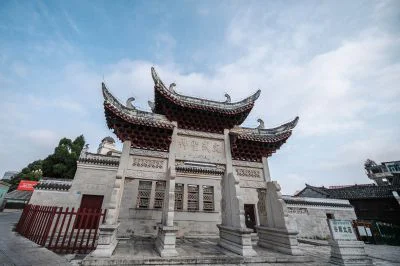 《武庙牌坊》