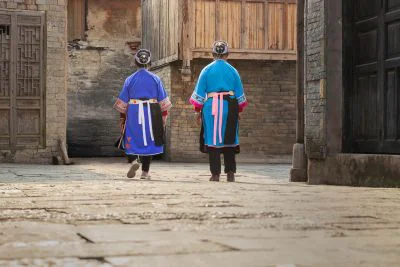 《屯堡服饰》