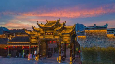 《中南门》