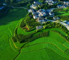 第十五届多彩贵州·中国原生态国际摄影大展·”空中瞰贵州”主题征稿 · 光影之旅 的图集