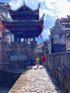 多彩贵州·第十四届中国原生态国际摄影大展 · 邹渝 的图集