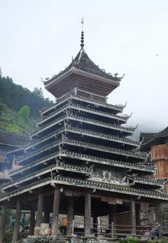 2025多彩贵州·第十八届中国原生态国际摄影大展 · 宜非帆 的图集