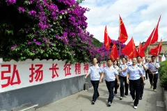 多彩贵州·第十四届中国原生态国际摄影大展 · 这方玩石 的图集