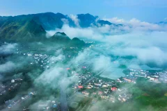 第十五届多彩贵州·中国原生态国际摄影大展·”空中瞰贵州”主题征稿 · 光影之旅 的图集