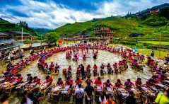 多彩贵州·第十四届中国原生态国际摄影大展 · 开心 的图集