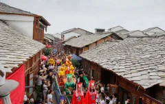 2025多彩贵州·第十八届中国原生态国际摄影大展 · 潇洒玩玩 的图集