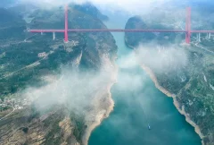 2023多彩贵州·第十六届中国原生态国际摄影大展 · 二首长 的图集