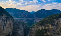 多彩贵州·第十四届中国原生态国际摄影大展 · 普照山 的图集