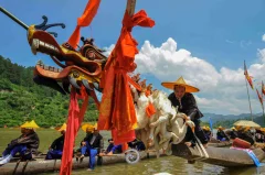 2024多彩贵州·第十七届中国原生态国际摄影大展展览 · 摄影大展官方客服 的图集