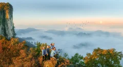 2025多彩贵州·第十八届中国原生态国际摄影大展 · 潇洒玩玩 的图集