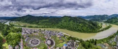 多彩贵州·第十四届中国原生态国际摄影大展 · 冷雨飘扬 的图集
