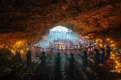 《祭洞》