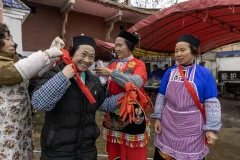 2025多彩贵州·第十八届中国原生态国际摄影大展 · 微尘 的图集