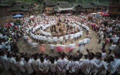 《祭天》