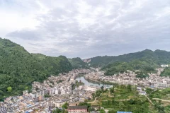 多彩贵州·第十四届中国原生态国际摄影大展 · 龙金平 的图集